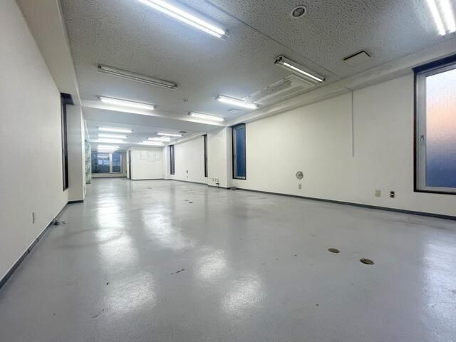 ＴＲＣビルの内装