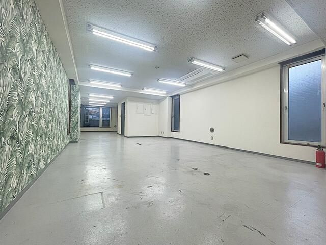 ＴＲＣビルの内装