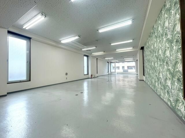 ＴＲＣビルの内装