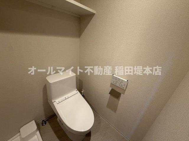 狛江市岩戸北４丁目の賃貸マンションのトイレ