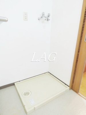 【設備】 | フェリックフォーラム | 洗濯機置場です。