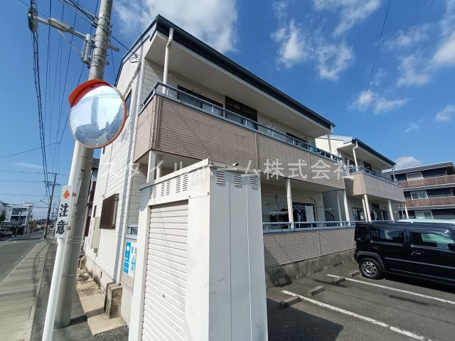 ウイングコート柱６番の外観