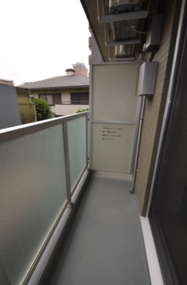 さいたま市浦和区上木崎１丁目の賃貸マンションのバルコニー