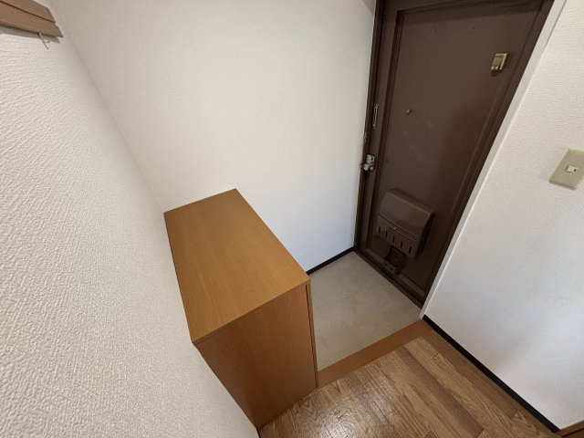 松陰ハイツの玄関