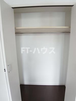 Ｒｅｆｉｎｄ　ＭＡＫＵＨＡＲＩ　２０２の収納