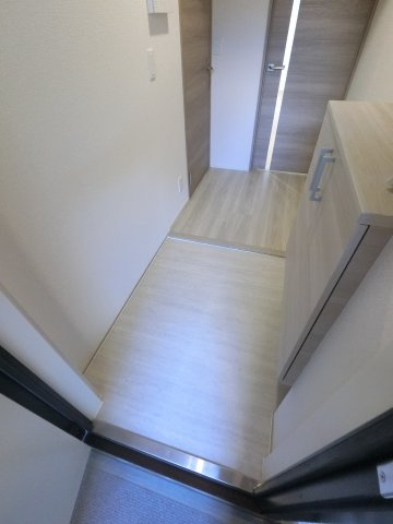 D-ROOM君塚ⅠAの玄関