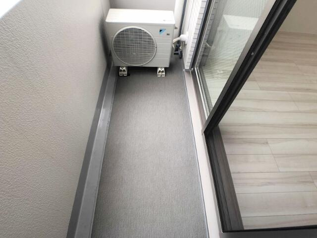 【バルコニー】