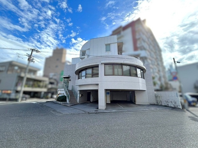 「店舗付き」高知市桟橋通1丁目　中古一戸建て