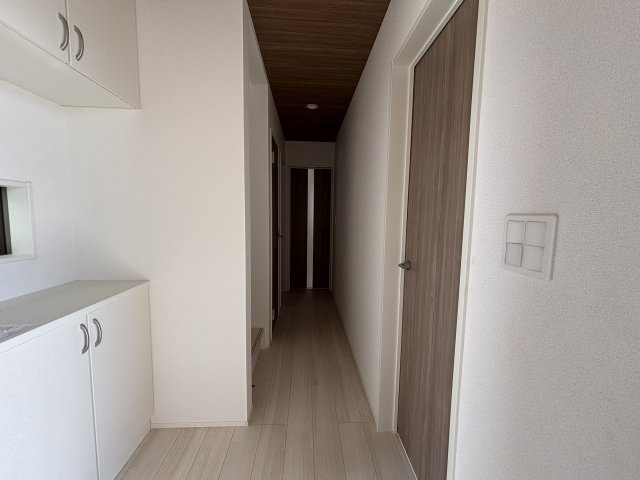 宜野湾市野嵩4丁目（1棟）の玄関