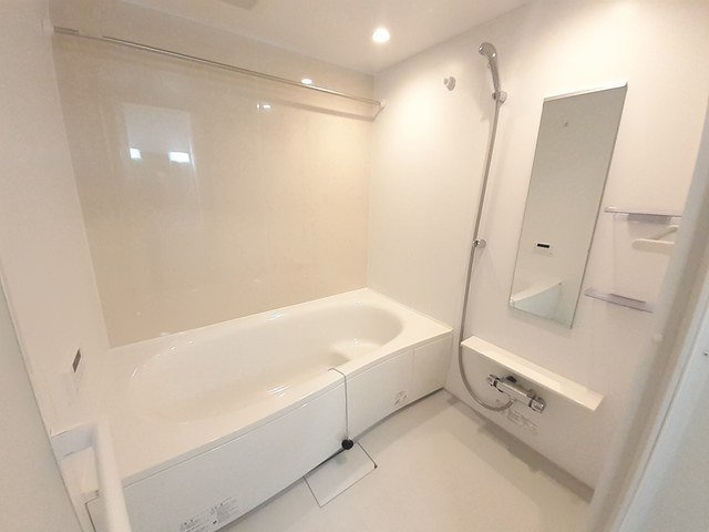 朝倉郡筑前町中牟田のアパートの浴室|きれいなお風呂です