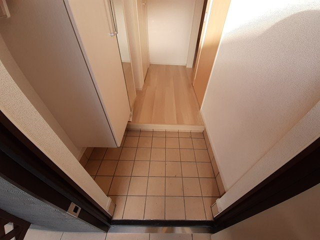 朝倉郡筑前町中牟田のアパートの玄関|シンプルで使いやすい玄関です