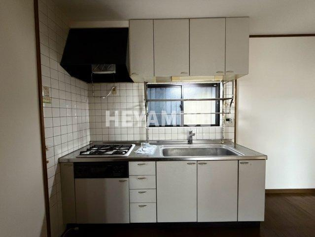 岩屋町戸建のキッチン