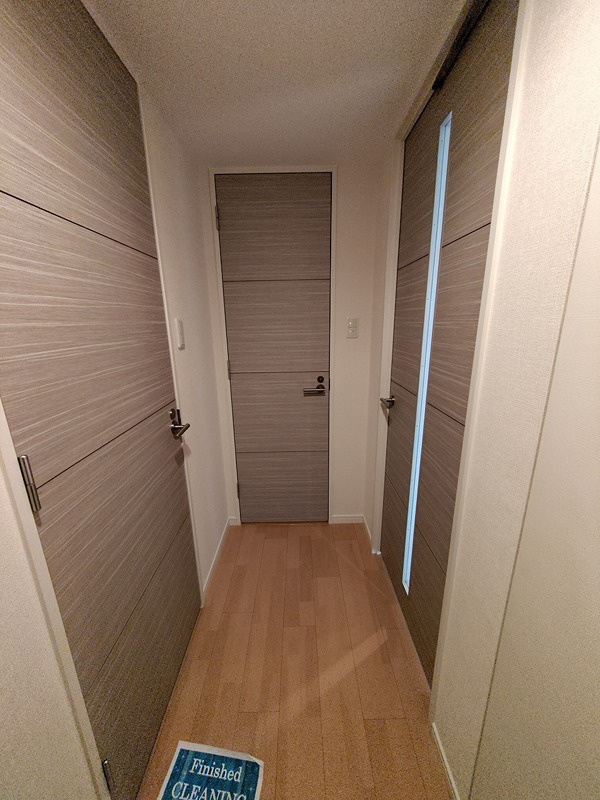 エスティメゾン王子 の玄関