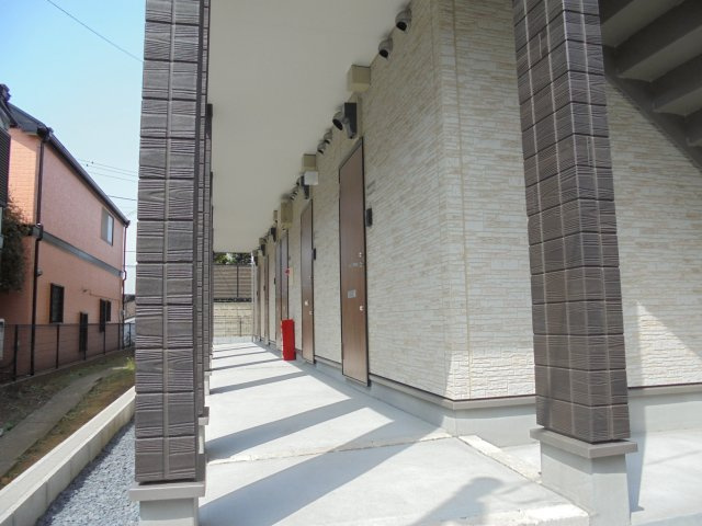 フラットフィールド市川の周辺
