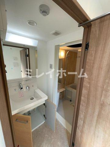 WHARF大井町westの洗面所|同建物内、別のお部屋の参考写真になります。