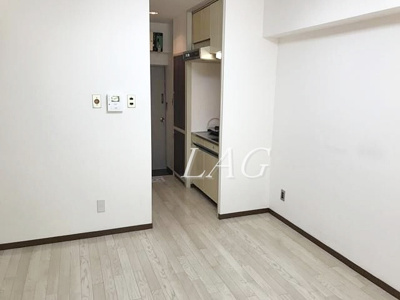 【居間・リビング】 | カルム赤坂 | 洋室のお部屋です。