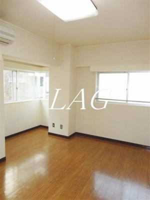【居間・リビング】 | プレーリー麻布 | 洋室のお部屋です。