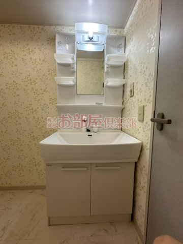 スクエアⅢの洗面所|別号室のお写真です