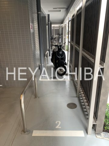 クレイシア入谷のその他共用部分|バイク置き場