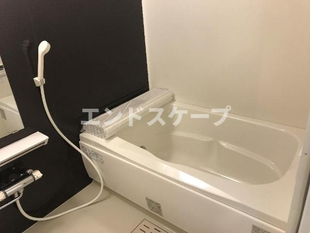 シャネーロ・サクラの浴室|バス
高崎、前橋のお部屋探しはエンドスケープまで！お客様の理想お聞かせ下さい♪