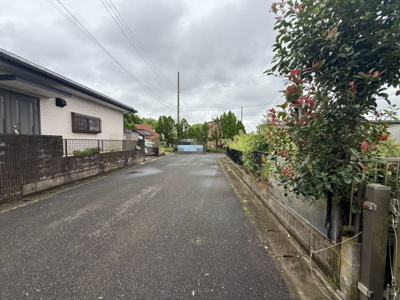 【前面道路含む現地写真】 | 山武市井之内　ワイドバルコニー　2SLDK