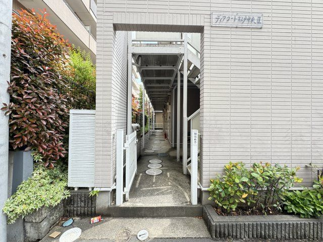 ディアコート松戸中央Ⅱのエントランス