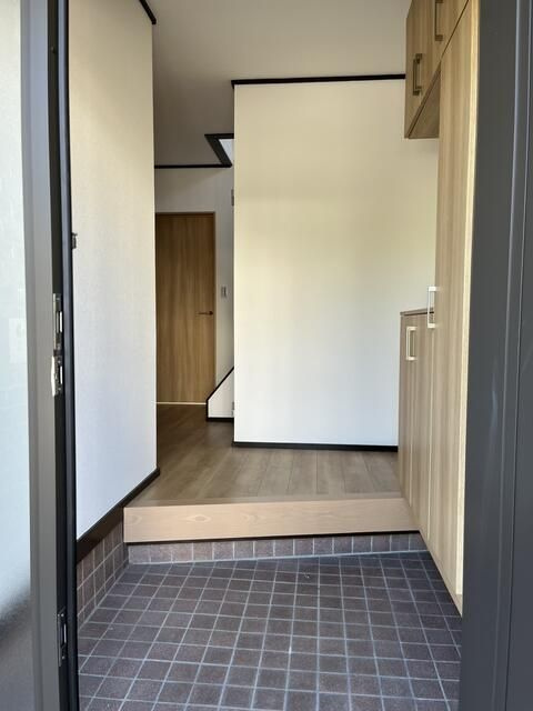 行橋市南大橋五丁目　戸建の玄関