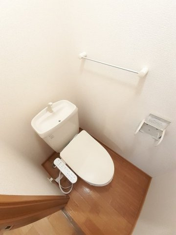 パストラル御幸のトイレ|落ち着いたトイレです