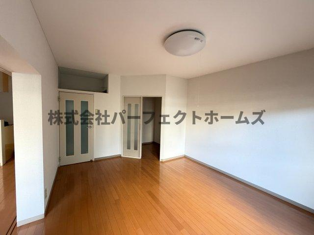 GRAND岡山手の洋室|落ち着いた色調の洋室です