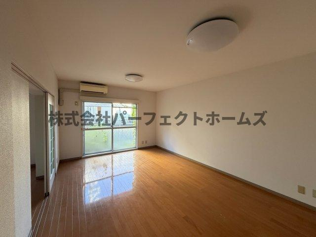 GRAND岡山手の居間・リビング|おしゃれな居間です