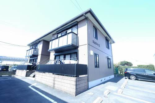 熊本市南区富合町清藤のアパートの外観