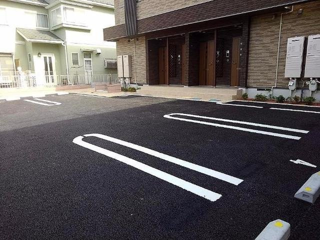 ベルトゥリーの駐車場