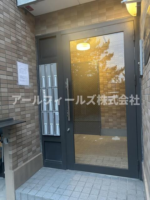 アーバンステージ南流山のエントランス