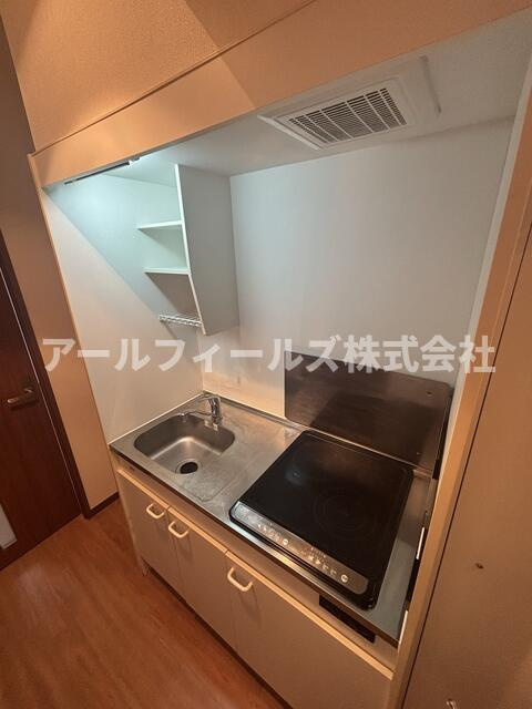 アーバンステージ南流山のキッチン|※室内写真は別部屋です