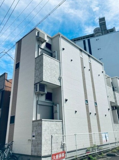 スカイヒル新栄の外観