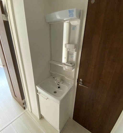CASA　LUXE　北千住の洗面所