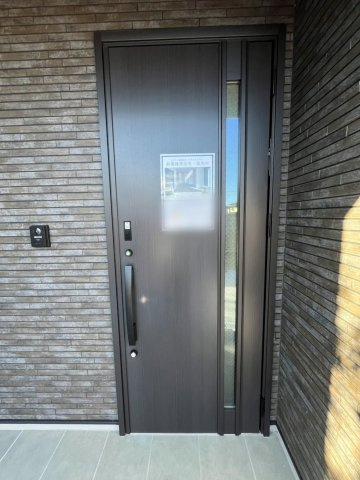 アーバンスタイル　郡山市鶴見坦三丁目　薫小・第一中の玄関|モニター付きインターホンで訪問者を確認できるので、防犯対策やプライバシー保護など安心です！