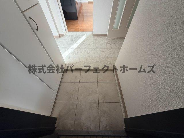 GRAND岡山手の内装|明るい色調の室内です