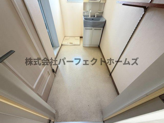 GRAND岡山手の洗面所|脱衣スペースもあります
