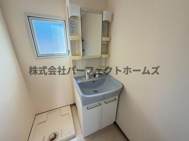 GRAND岡山手の独立洗面台|独立洗面台あり、毎朝おしゃれに忙しい女性の方におすすめです