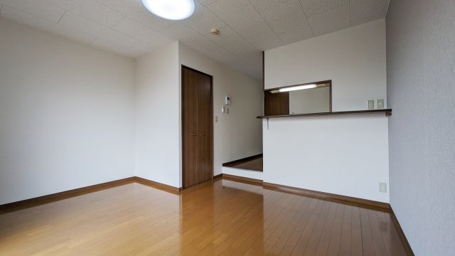 【居間・リビング】