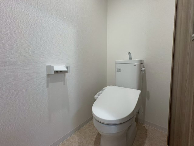 エルミタージュ小若江１号館のトイレ