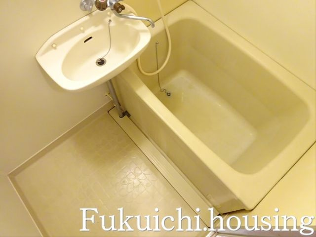 ガーデンハウス豪徳寺の浴室