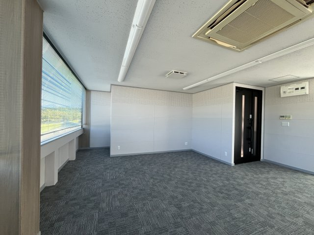 ISHIXインタービル　1-1　2-1|２F