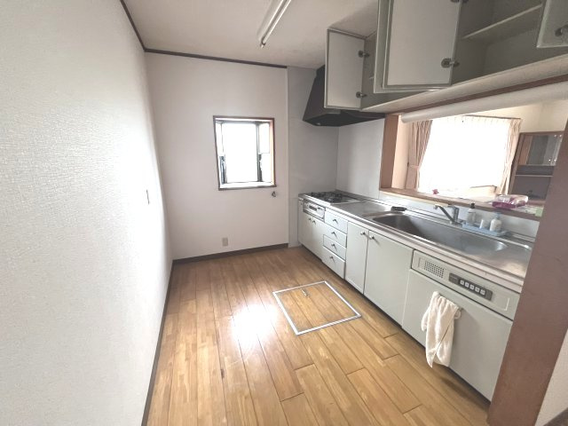 串間市上町　菜園付きの一戸建て住宅ですのキッチン