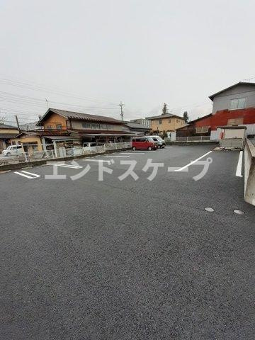 めぞん，いちりやまの駐車場|高崎、前橋のお部屋探しはエンドスケープまで！お客様の理想お聞かせ下さい♪