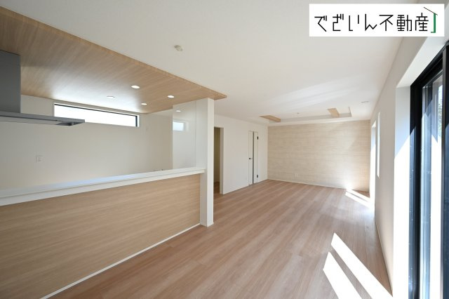 【居間・リビング】 | GRAFARE北本市東間4期　新築住宅 | ≪3号棟≫
現地(2026年10月撮影)