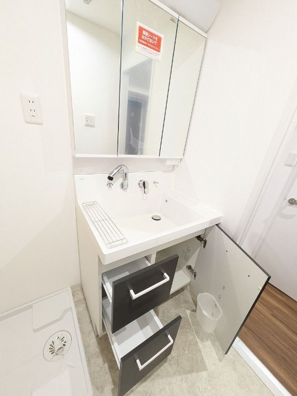 市川市南行徳１丁目の賃貸マンションの独立洗面台