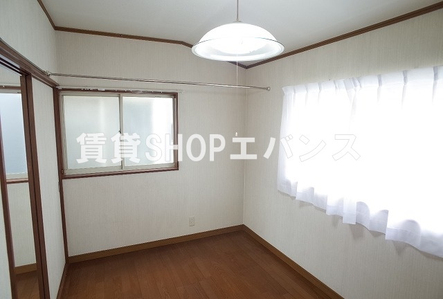 【寝室】 | 初富本町2丁目貸家
