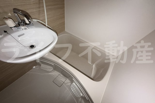 ユニハイム長堂の浴室
